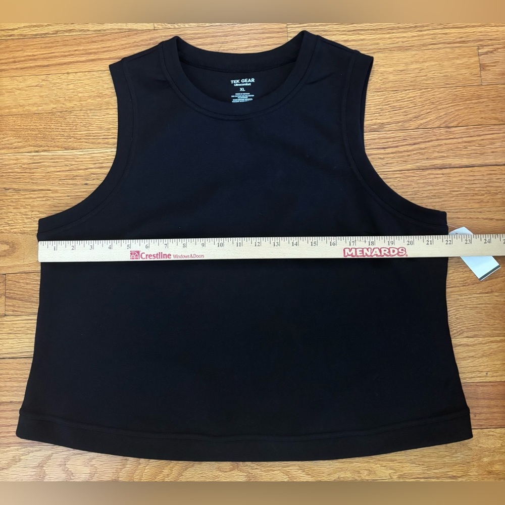 Tek Gear Shirt Women’s XL Black Tank Top UltraComfort Sleeveless Athletic New - Picture 5 of 5